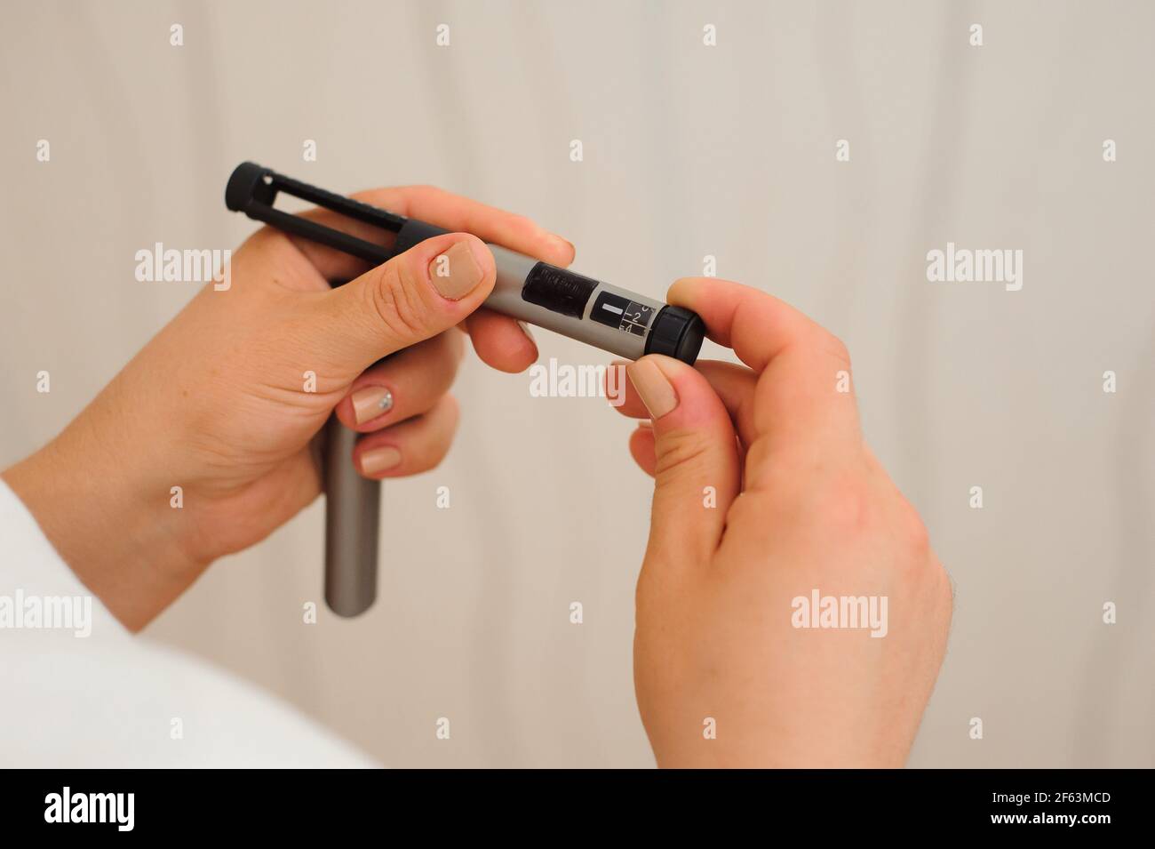 Scale on the bottom of insulin pen, self injection medical equipment for diabetes patients Stock