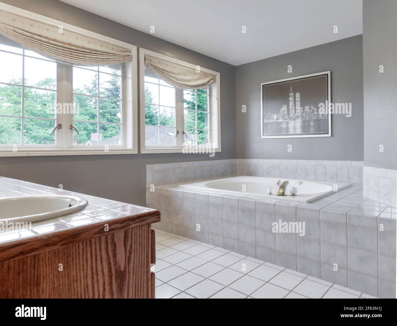 Residential home style hi-res stock photography and images - Alamy