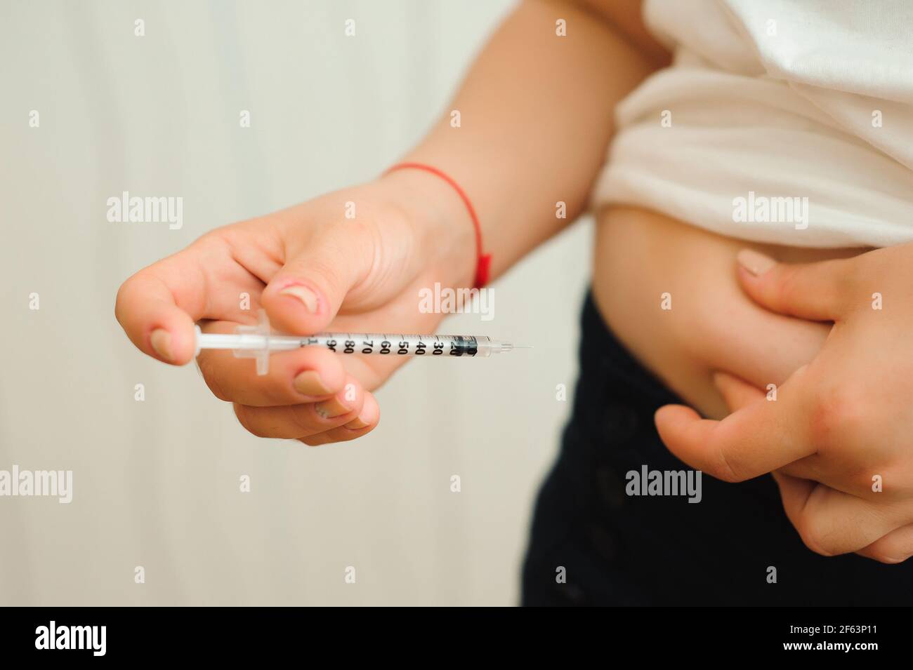 Insulin pen nurse hires stock photography and images Alamy