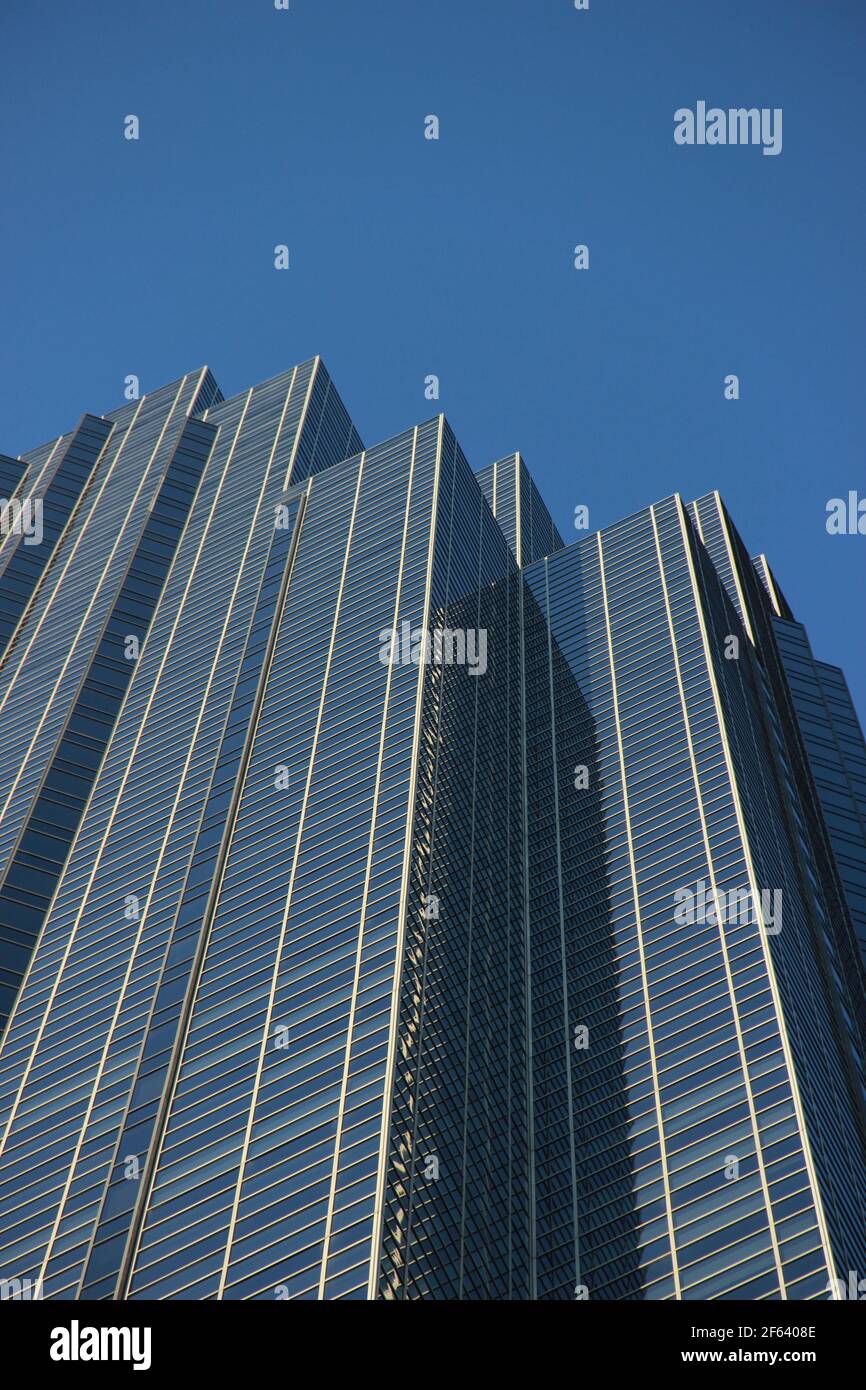 The Williams Tower in Downtown Houston, Texas closeups Stock Photo - Alamy