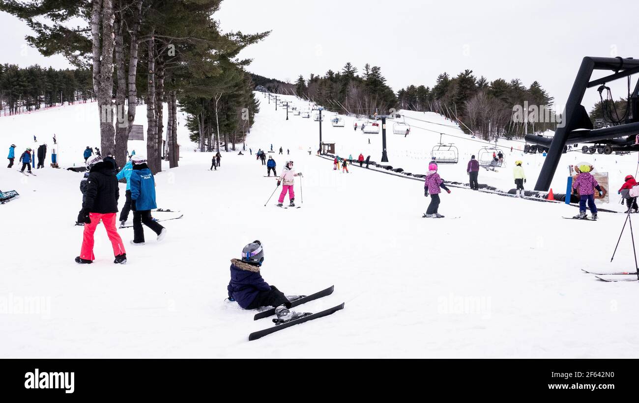 Skiing on Shawnee Peak, Bridgton, Maine Stock Photo Alamy