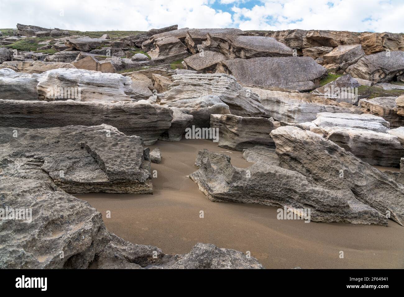 Amazingly beautiful scenic landscape hi-res stock photography and ...