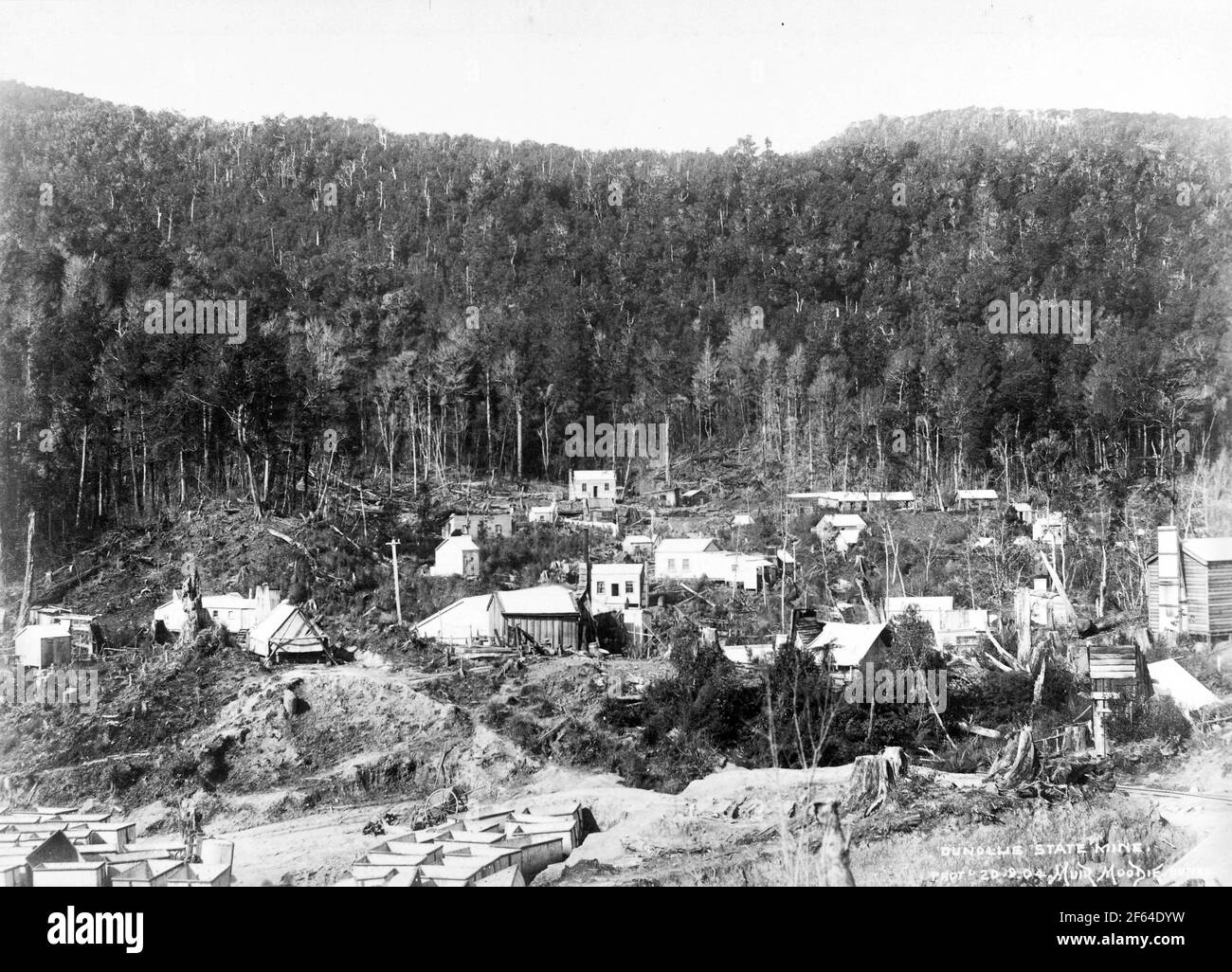 Buildings and infrastructure at Dunollie coal mine, New Zealand, circa 1910. Photo by Muir Moodie of Dunedin Stock Photo