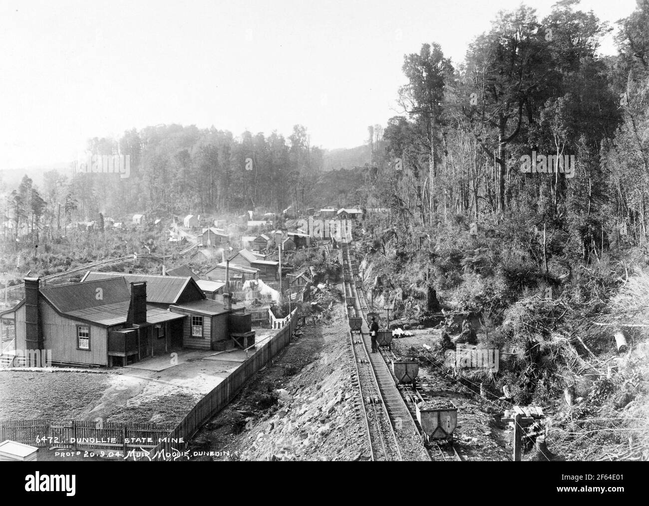Coal wagons on the railway incline at Dunollie coal mine, New Zealand, circa 1910. Photo by Muir Moodie of Dunedin Stock Photo