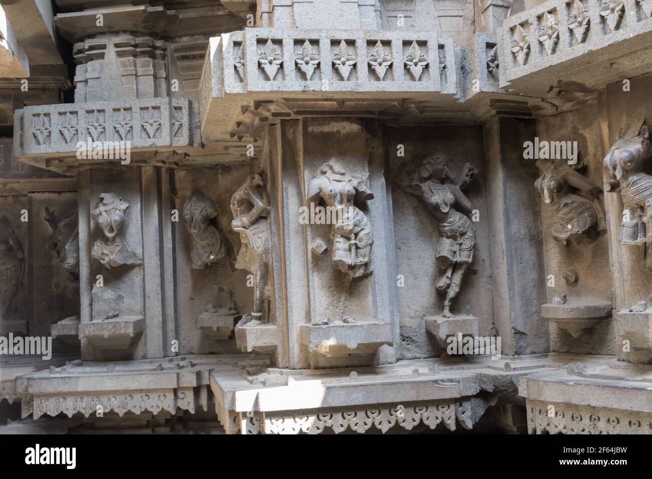 headless statues sculptures in old hindu temple in bhuleshwar pune