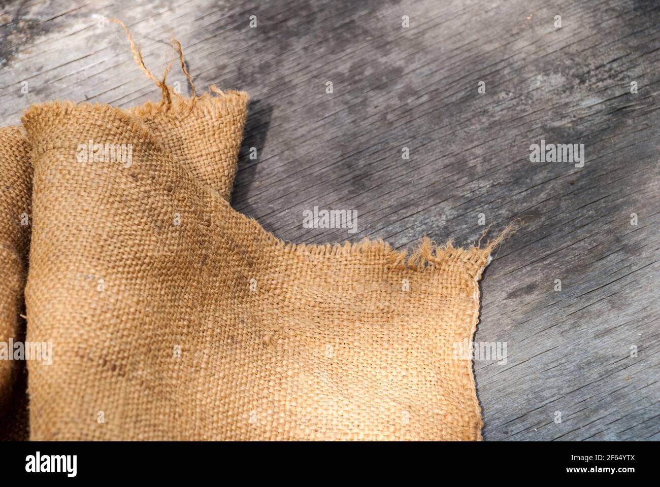 Hessian covering hi-res stock photography and images - Alamy
