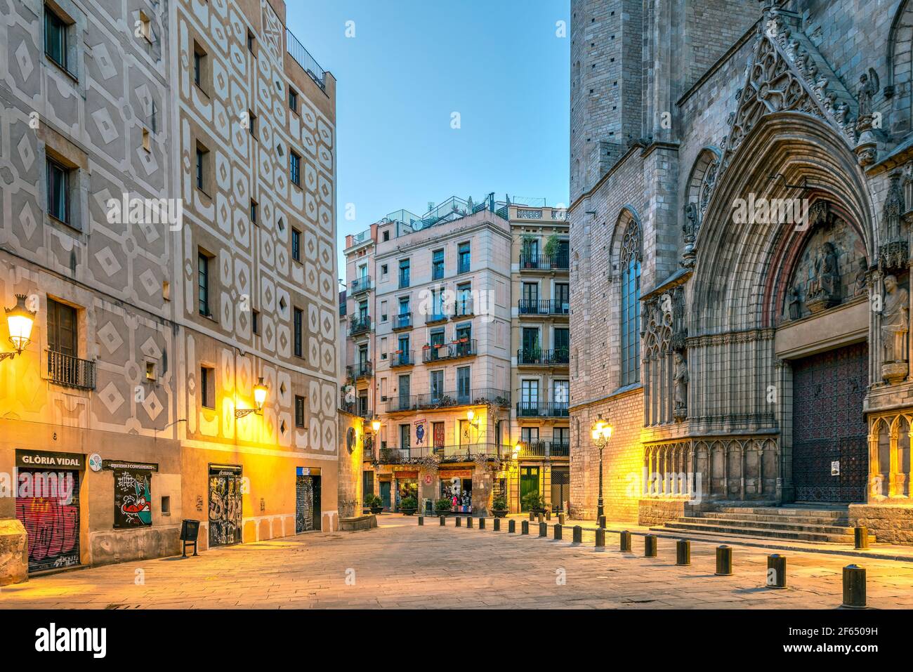 Basilica Of Santa Maria Del Mar High Resolution Stock Photography and ...