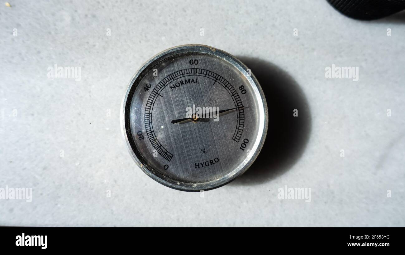 Hygrometer hires stock photography and images Alamy