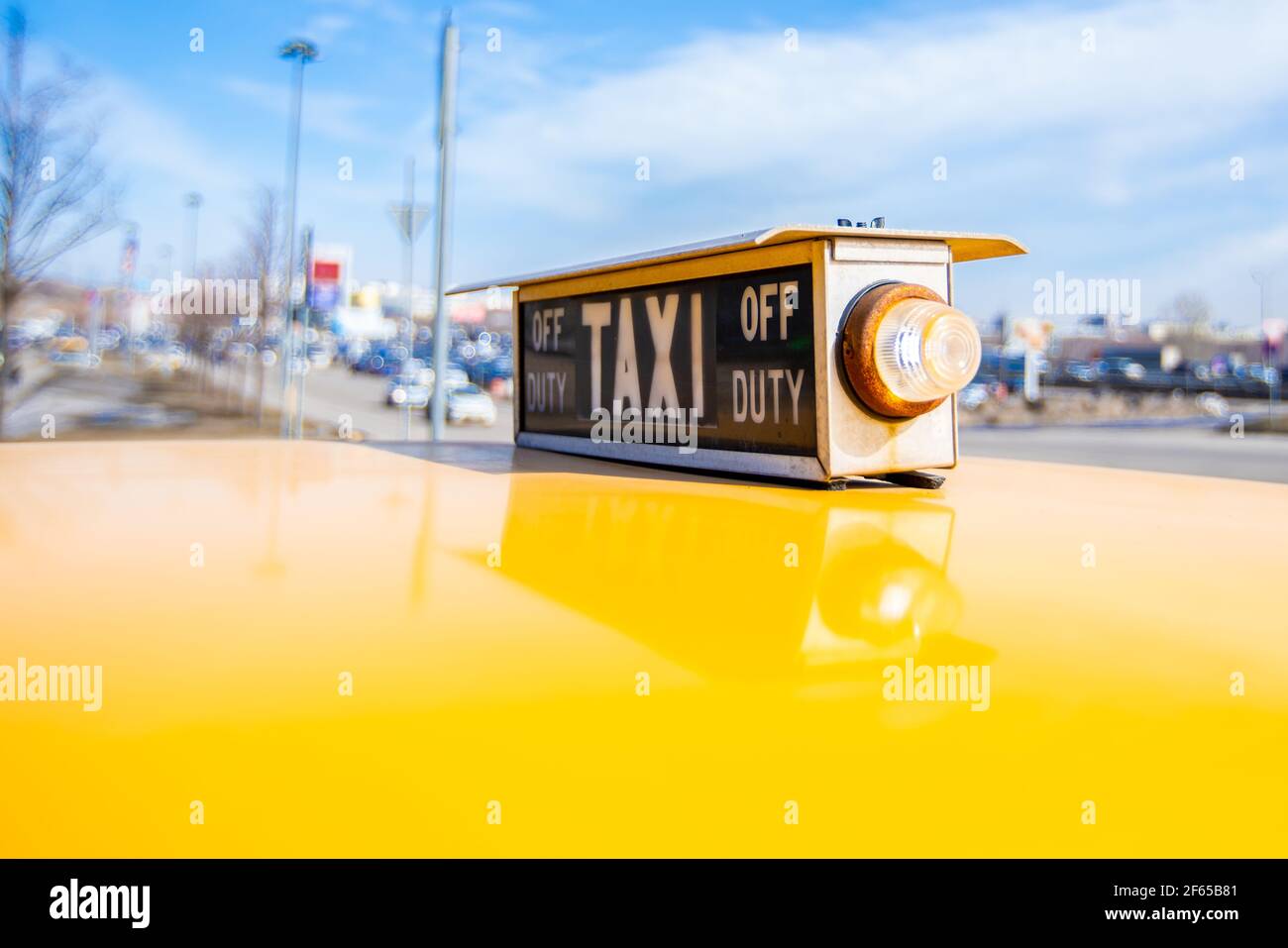 Vintage yellow car close up hi-res stock photography and images - Alamy