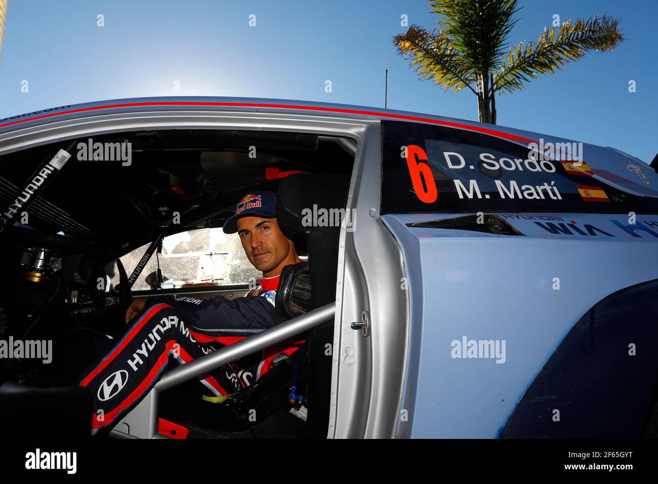 Nil solans hi-res stock photography and images - Alamy