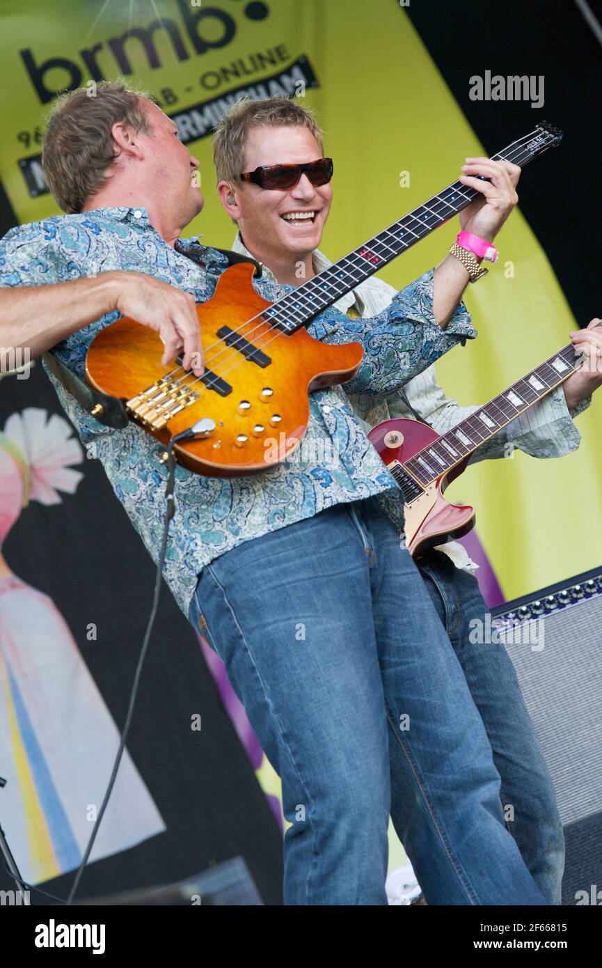 Mark and Nathan King of Level 42 playing live at the Midlands Music Festival 2010 Stock Photo