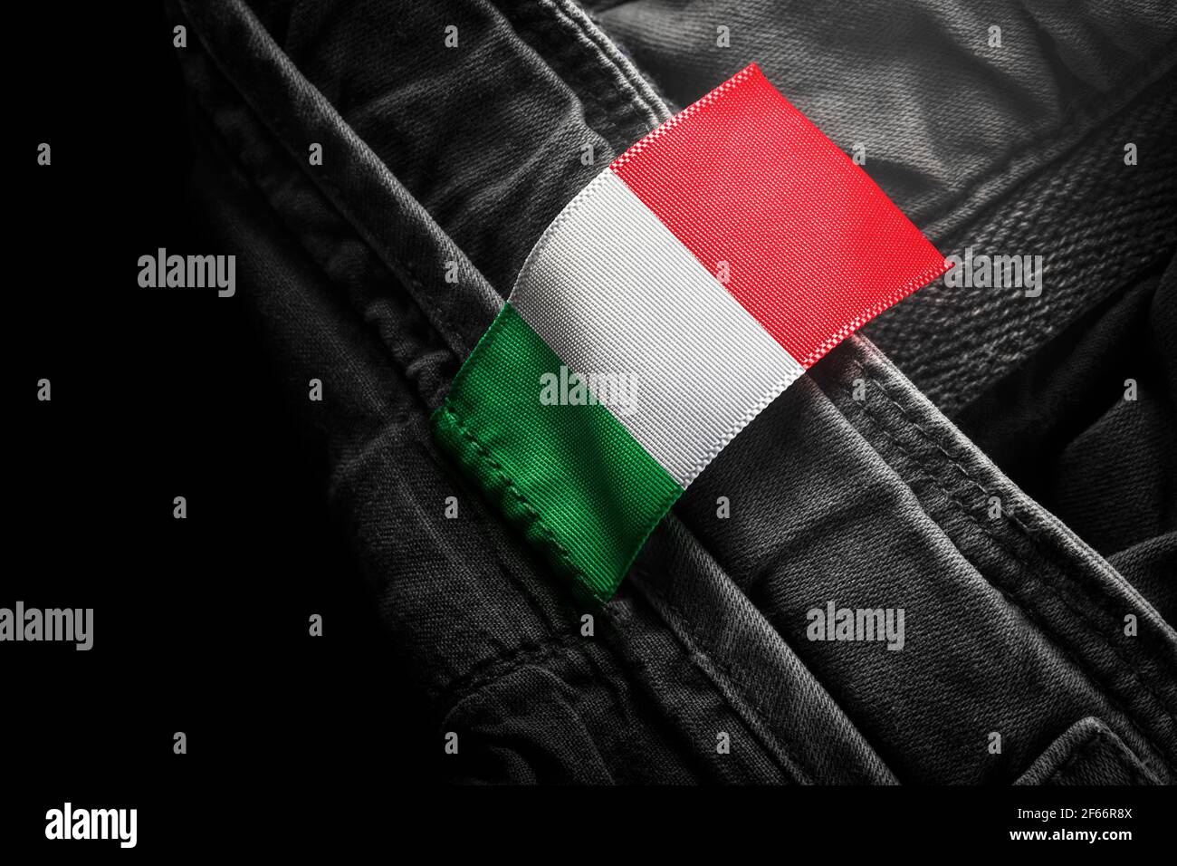 Made in italy label in clothing hi-res stock photography and images - Alamy