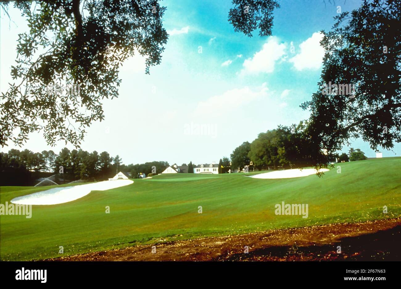 18th green augusta national hires stock photography and images Alamy