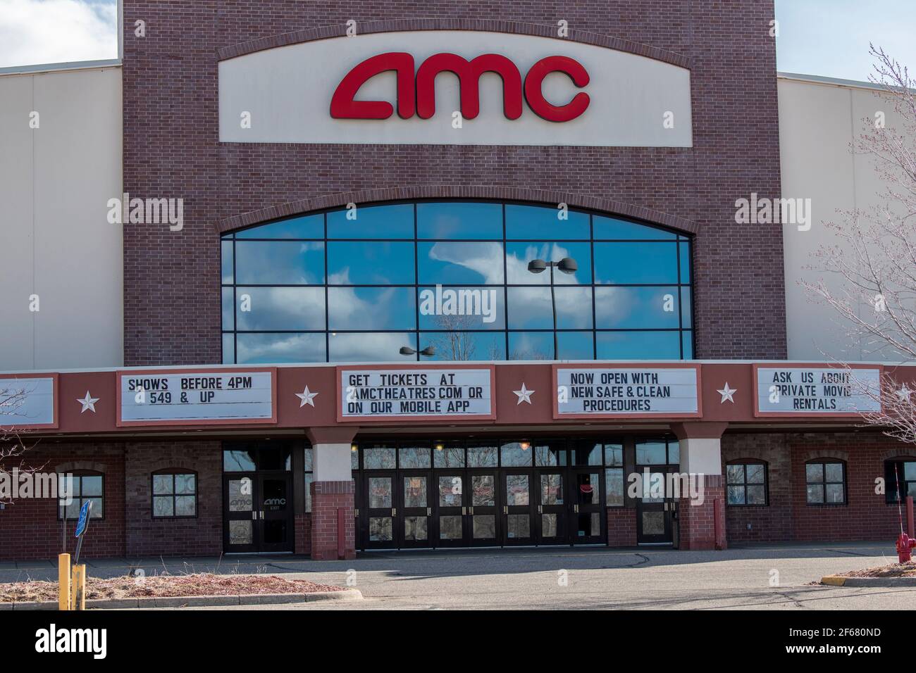 Amc Movie Theater High Resolution Stock Photography and Images - Alamy