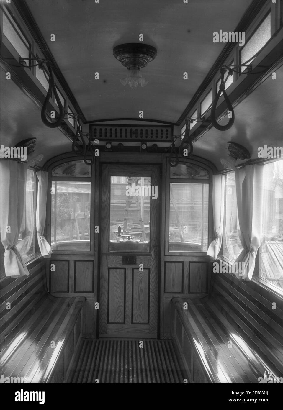 mss-electric-tram-100-stock-photo-alamy