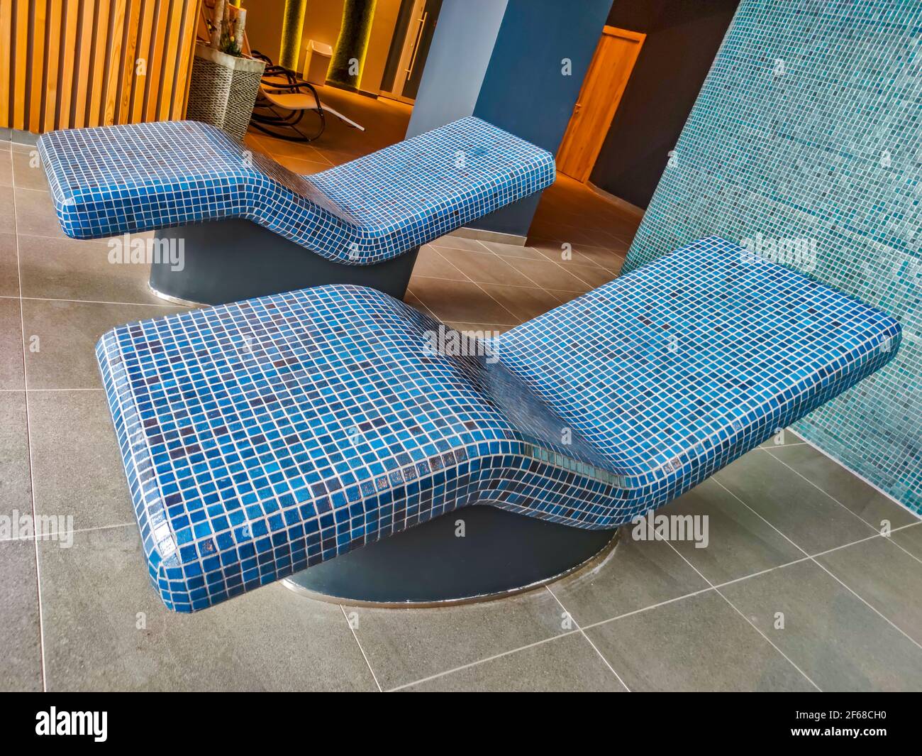 Warm chair in the sauna relaxation room Stock Photo - Alamy