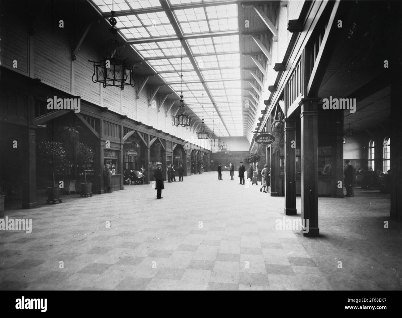 big-hall-central-station-stock-photo-alamy