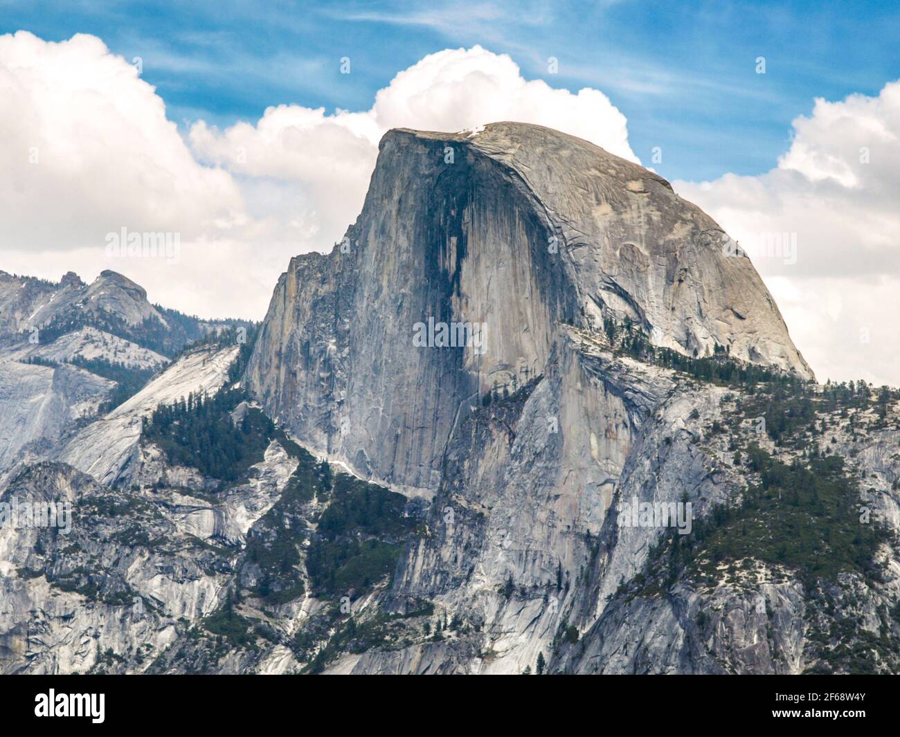 Yosemite overview hi-res stock photography and images - Alamy