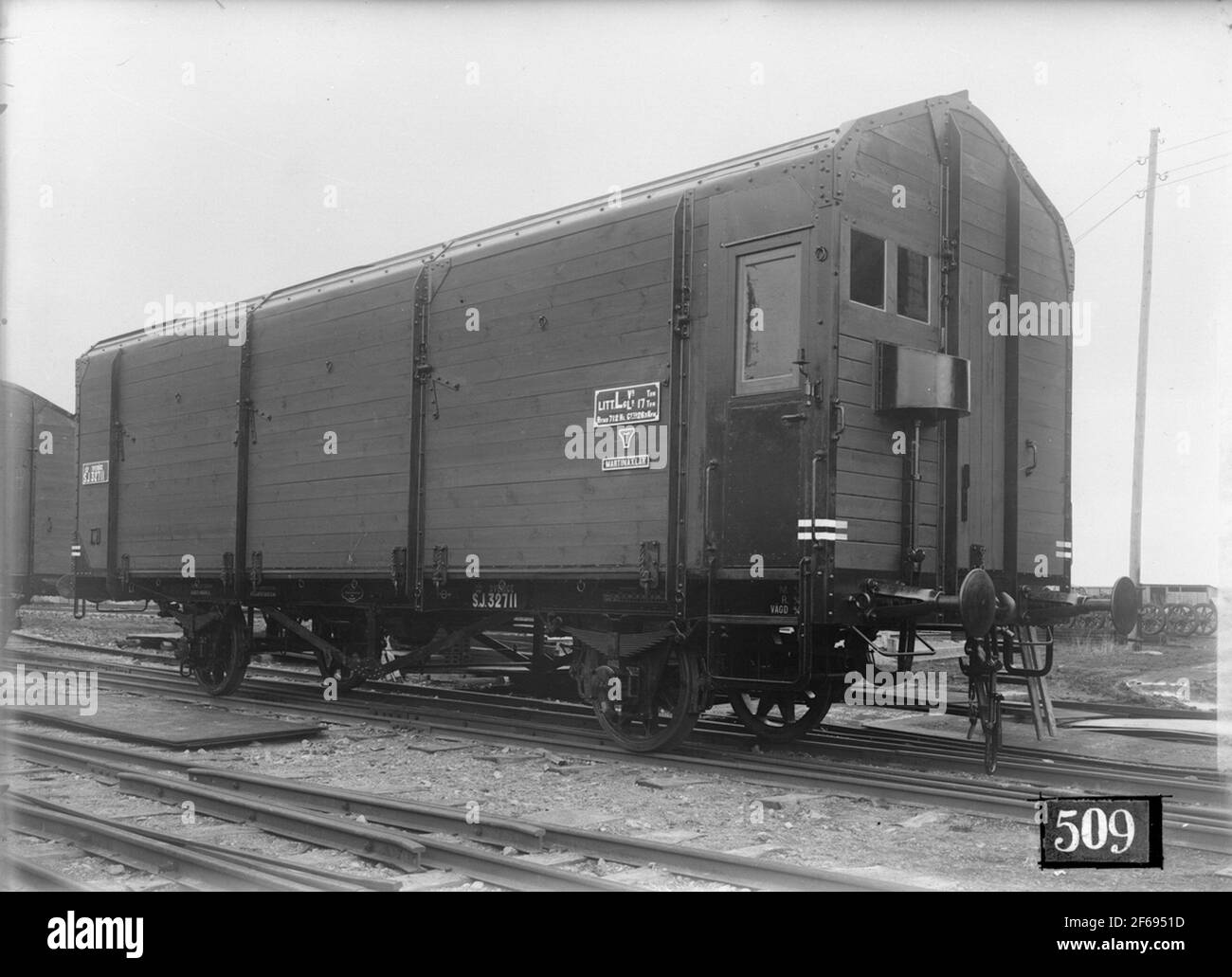 https://c8.alamy.com/comp/2F6951D/the-states-railways-sj-l6-32711-2F6951D.jpg
