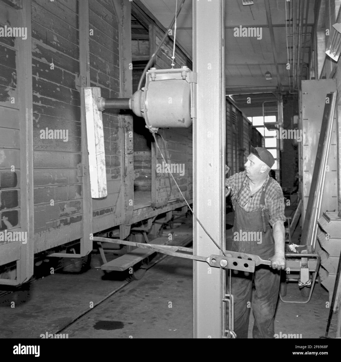 Operating for freight wagon maintenance Stock Photo Alamy
