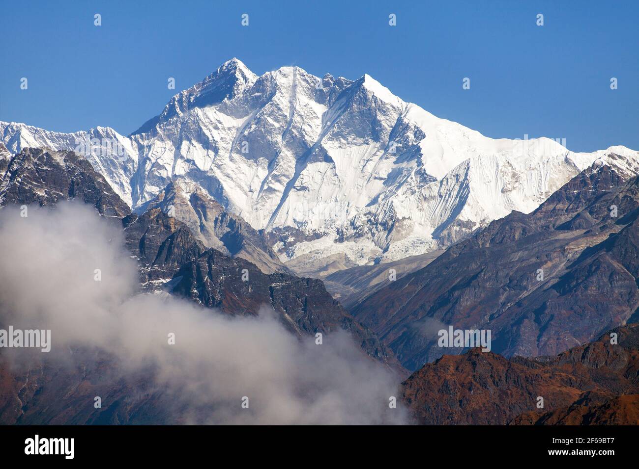 Mount Everest and Lhotse from Silijung hill near Salpa pass, great himalayan range, Nepal himalayas mountains Stock Photo