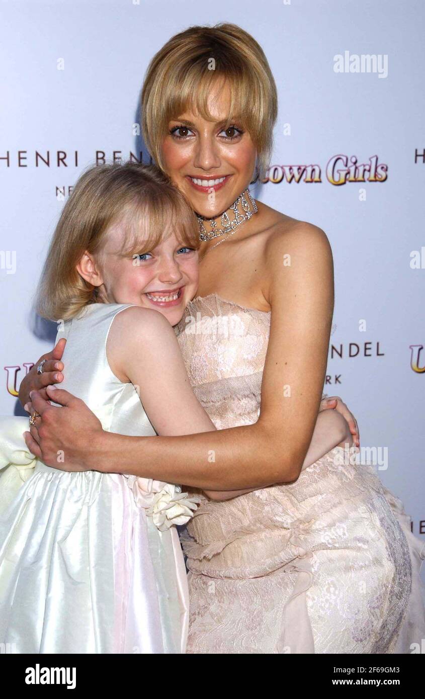 celebrities-from-the-early-2000-s-stock-photo-alamy