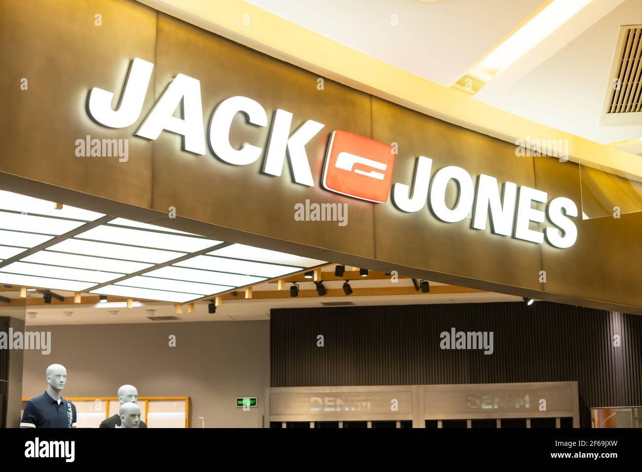 Jack jones hi-res stock photography and images - Page 3 - Alamy