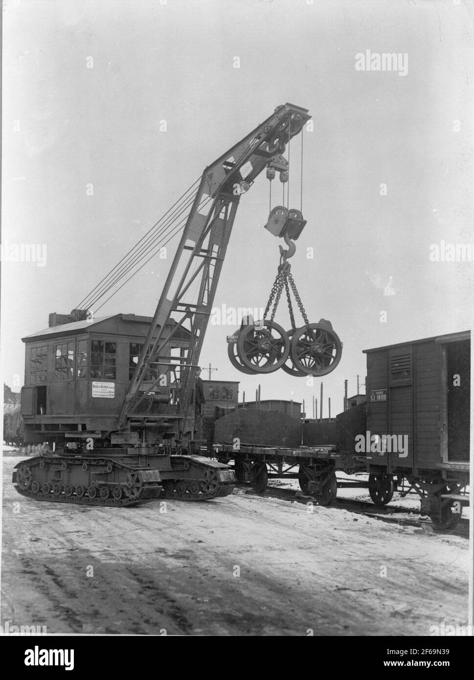 Container yard crane Black and White Stock Photos & Images - Alamy
