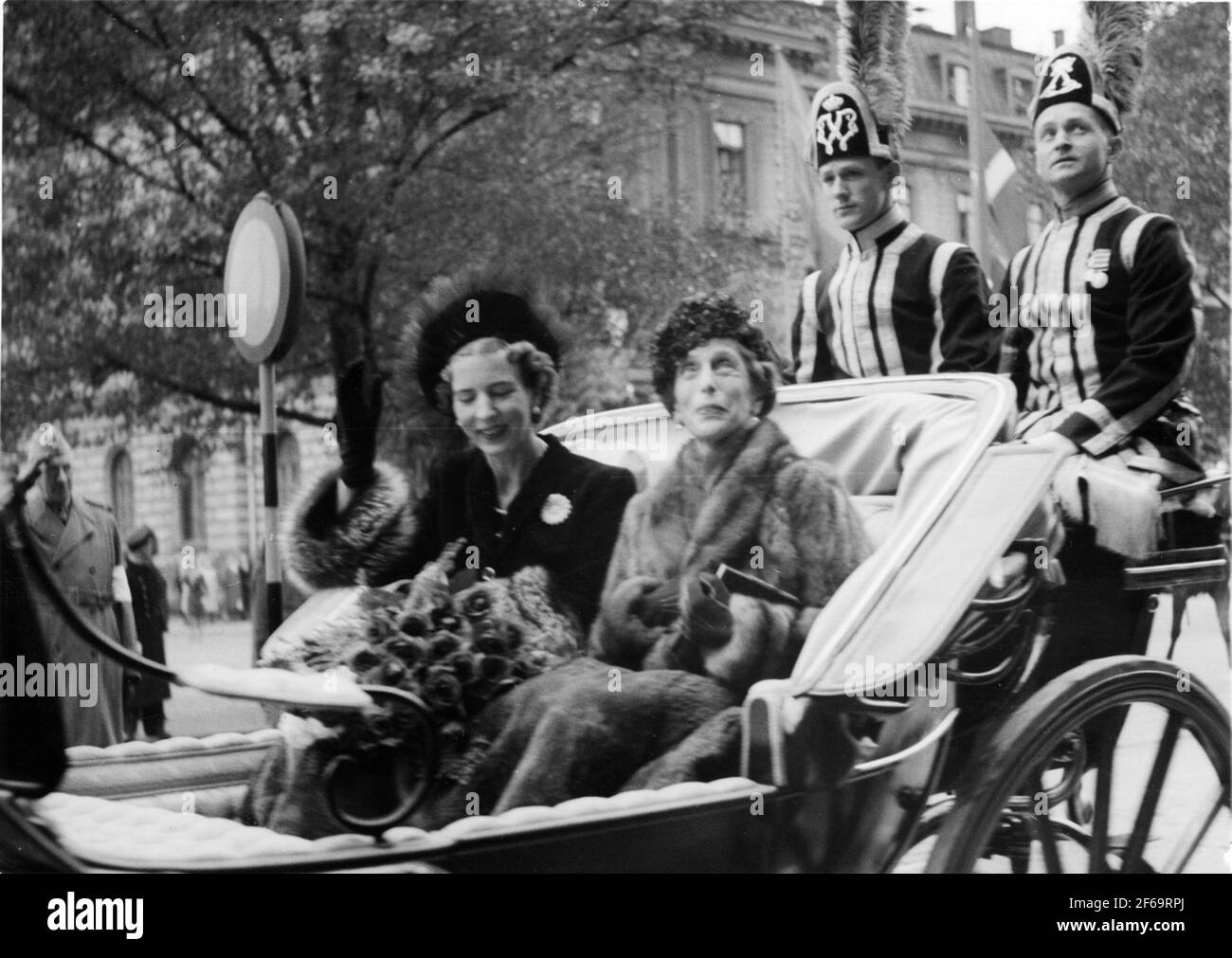 Queen Ingeborg Queen Ingrid by Dannmark and Princess Ingeborg goes Kortege Stock Photo ...