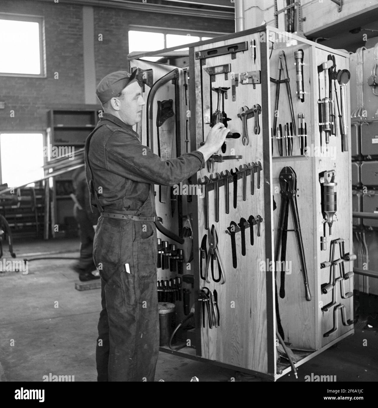 Operating for freight wagon maintenance Stock Photo Alamy