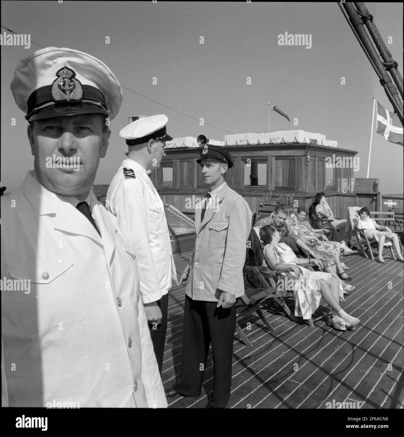 Upper Deck Black And White Stock Photos Images Alamy Upper deck black and white stock photos images alamy