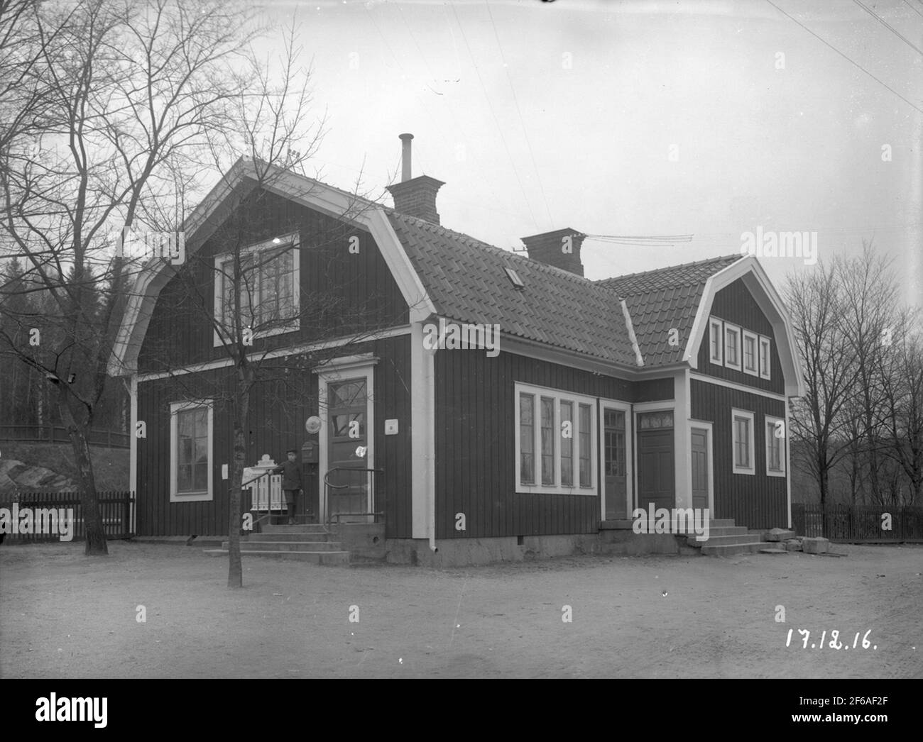 Station was built in 1888. Little wooden station house, red colored with white outfit. Model for kantorps station. The station house was built in 1906, and remodeled in 1916. In 1916, passenger tunnel was built, which was completed in 1920, in 1924, which year also platform lock was introduced. In 1934, the safety facility was reversed in connection with the introduction of Aut. Line blocks. The buck was remodeled in 1915 in connection with the double track building Stock Photo