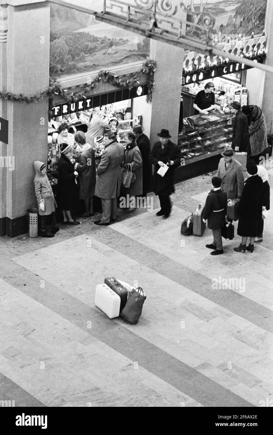 Christmas traffic, Stockholm Central Station Stock Photo