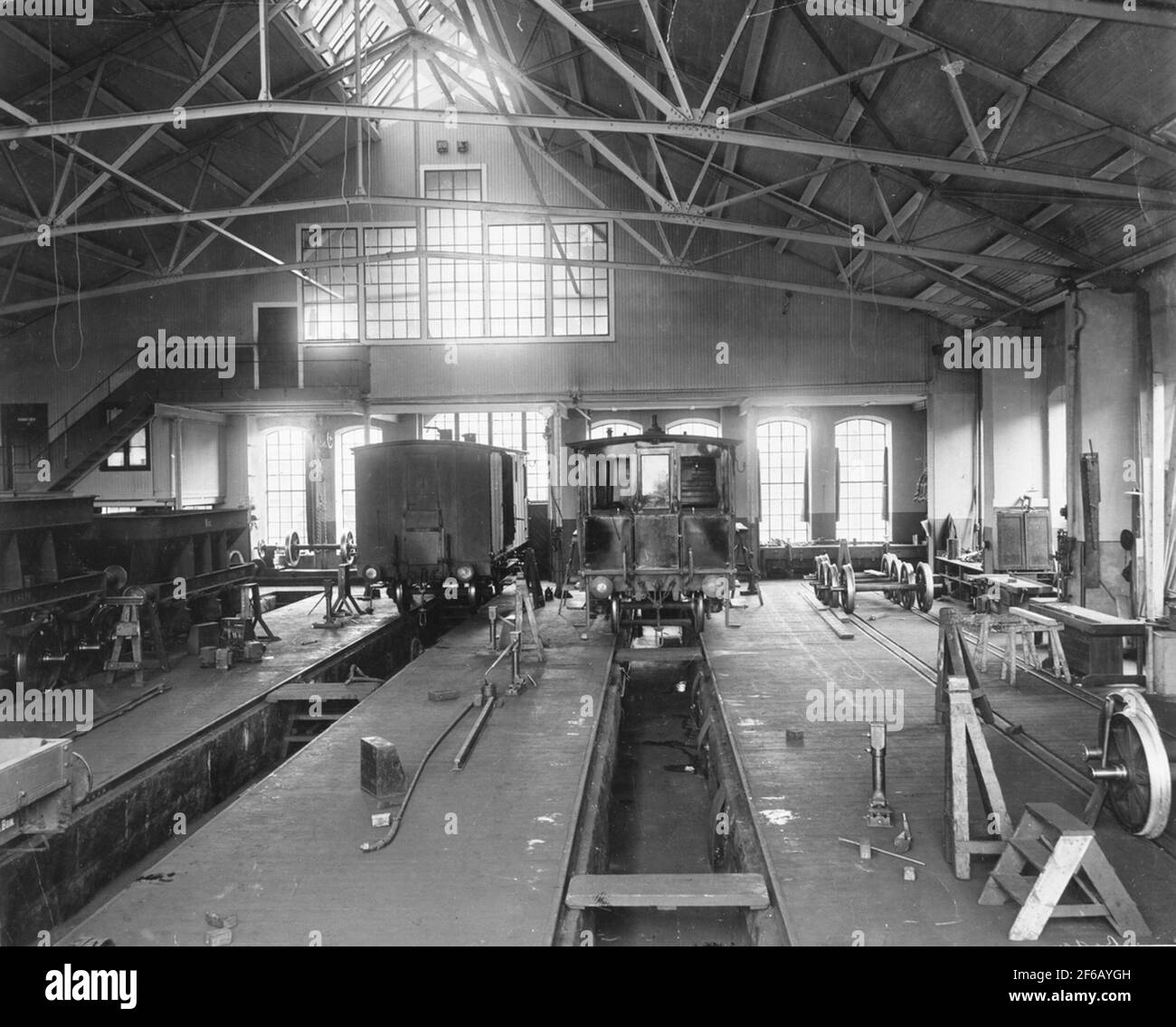 Interior carriage workshop hi-res stock photography and images - Alamy