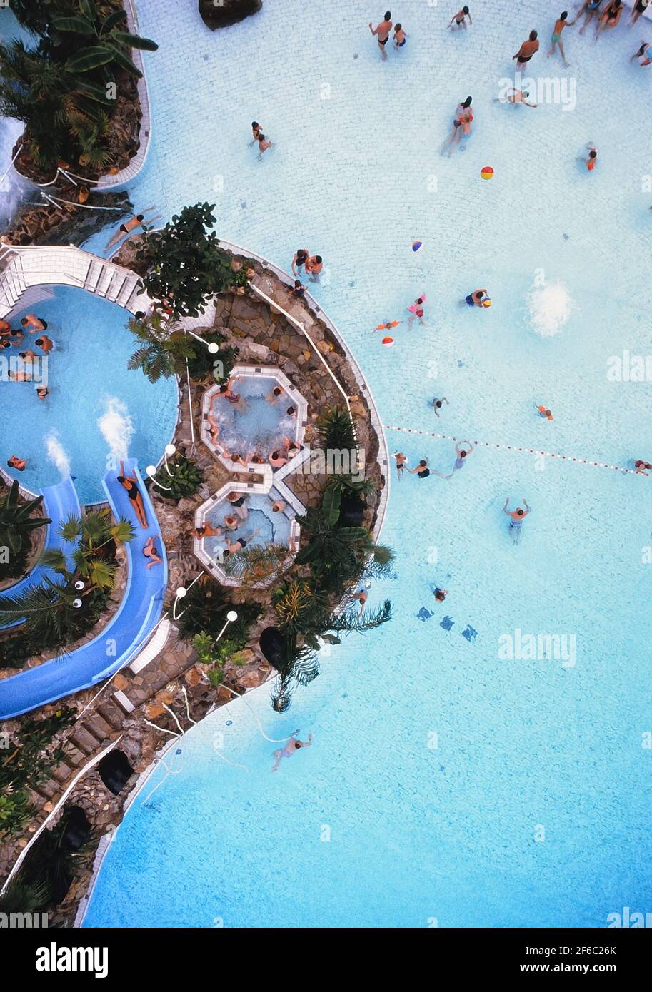 Subtropical swimming paradise. Sherwood Forest. Center Parcs