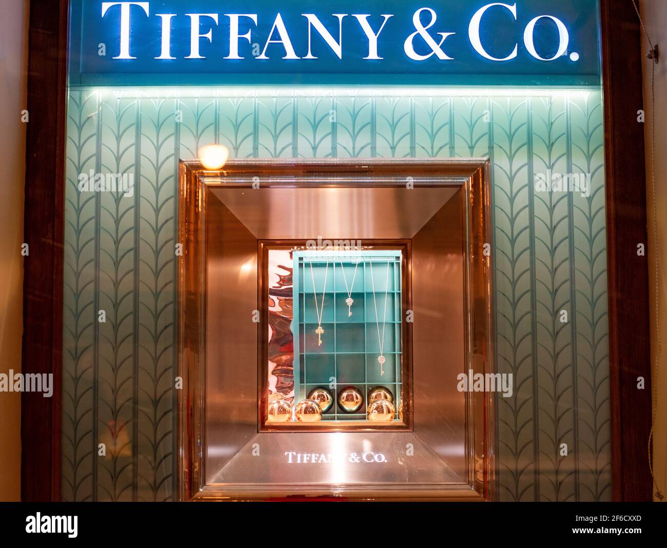 Tiffany and clearance co bluewater