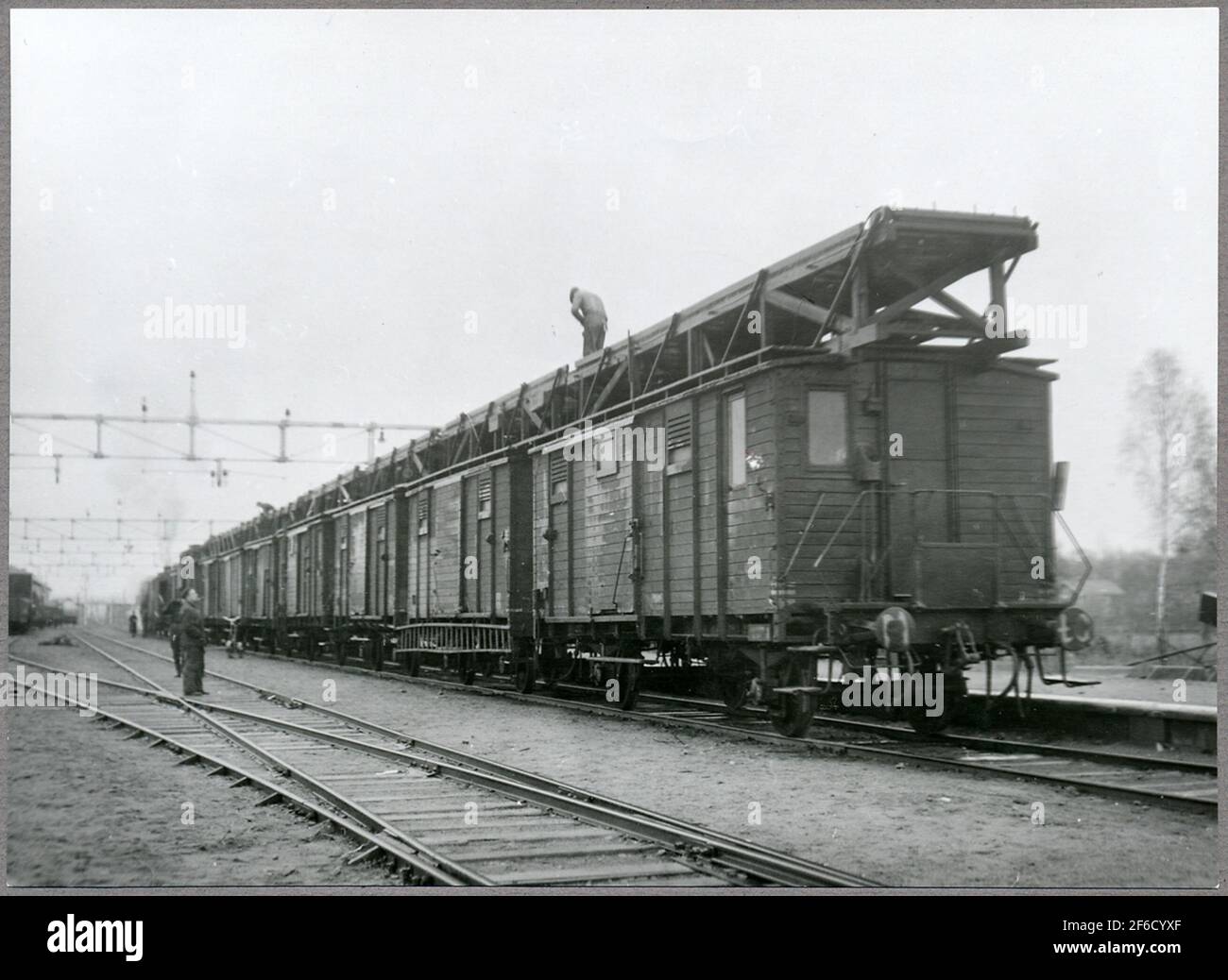 Ban work train at hamstrångbjärdens station Stock Photo - Alamy