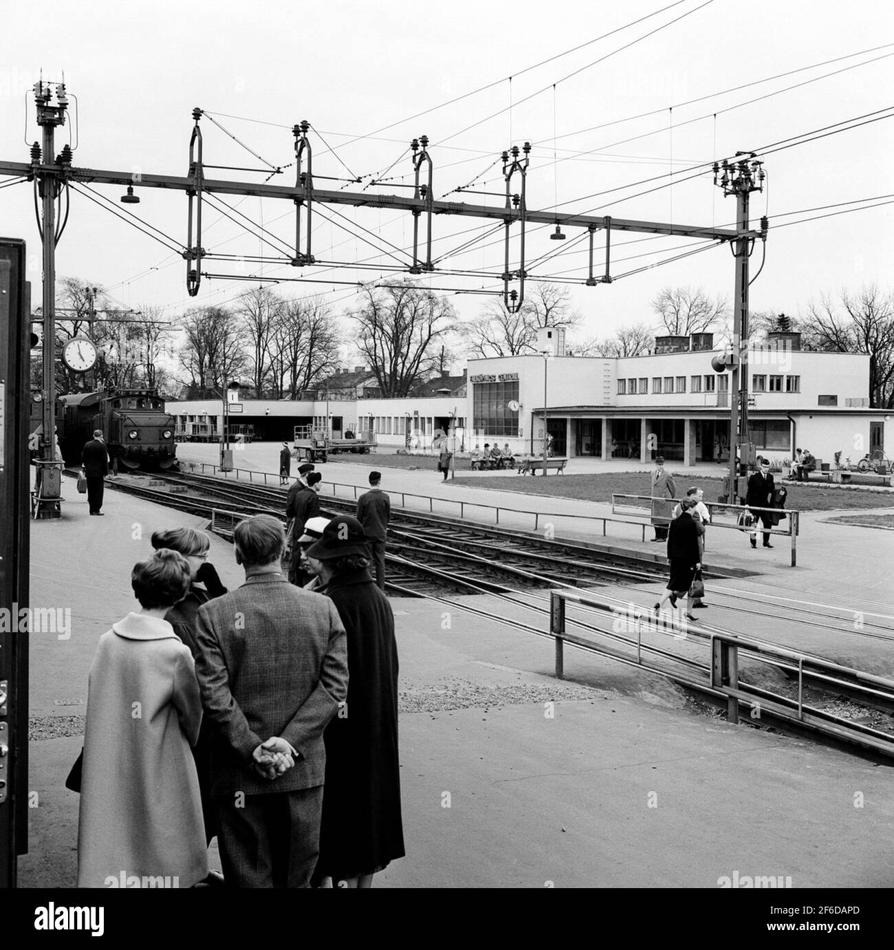 Falk ping Central Station A U LOK Is Visible On The Track Stock Photo falk-ping-central-station-a-u-lok-is-visible-on-the-track-stock-photo