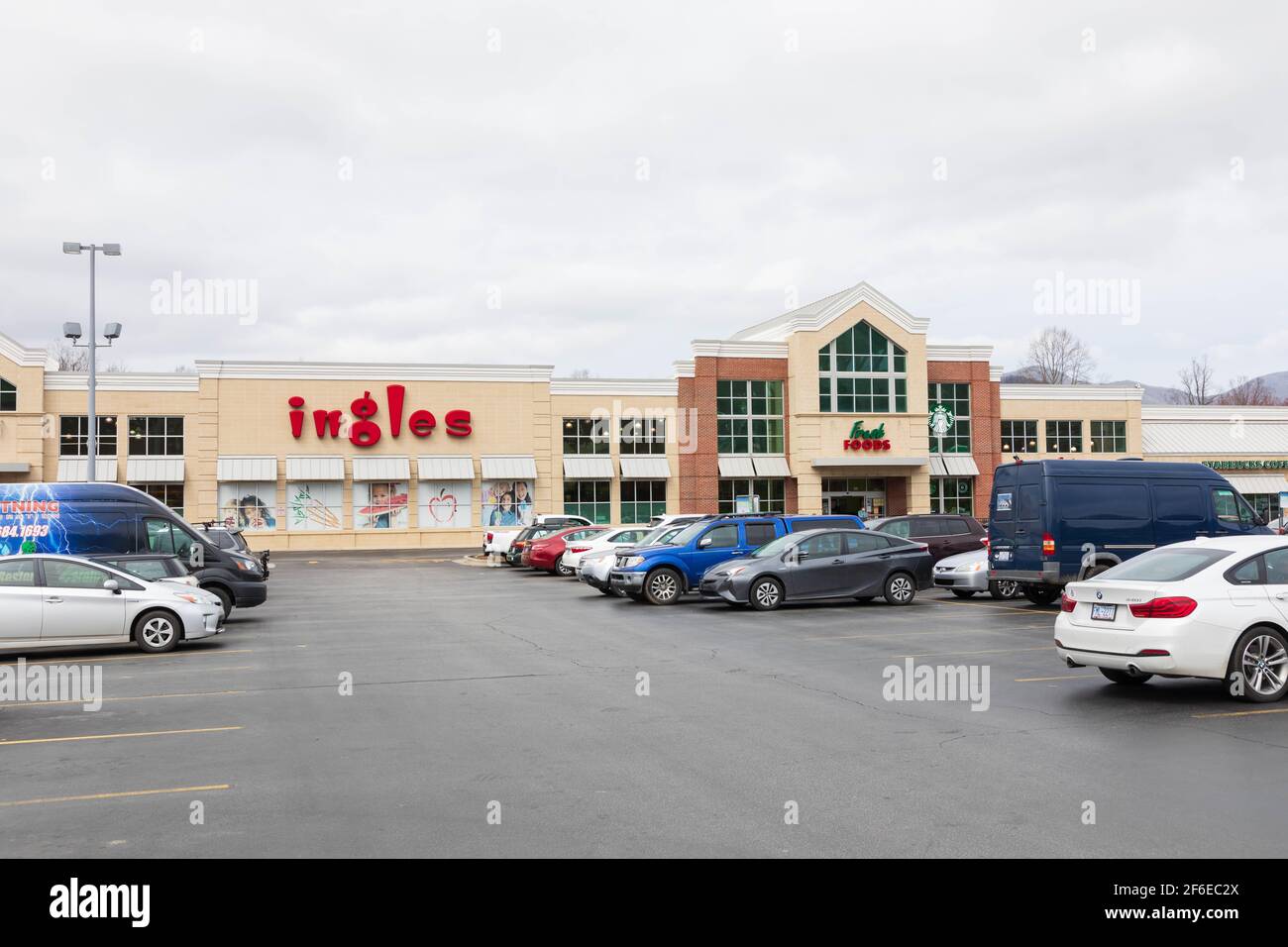 BLACK MOUNTAIN, NC, USA--23 MARCH 2021: An Ingles (Ingles) supermarket, one of approx. 197 stores in the Southeastern United States. Stock Photo