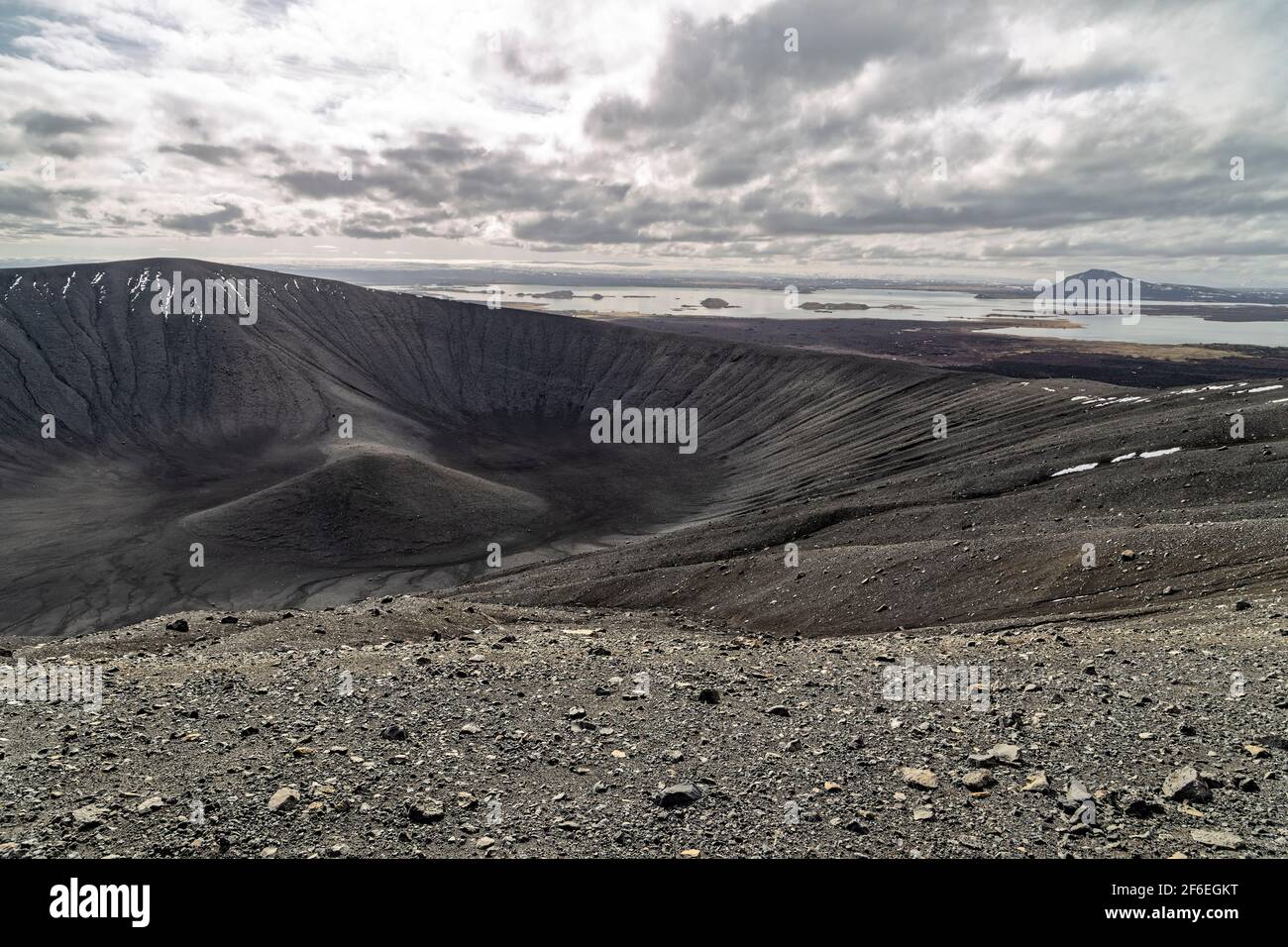 Hverfjall, Iceland. 22nd May, 2015. Hverfjall volcanic crater summit  is high at 452 m asl and 1,030 m wide near Myvatn lake and Grjotagja cave in nor Stock Photo