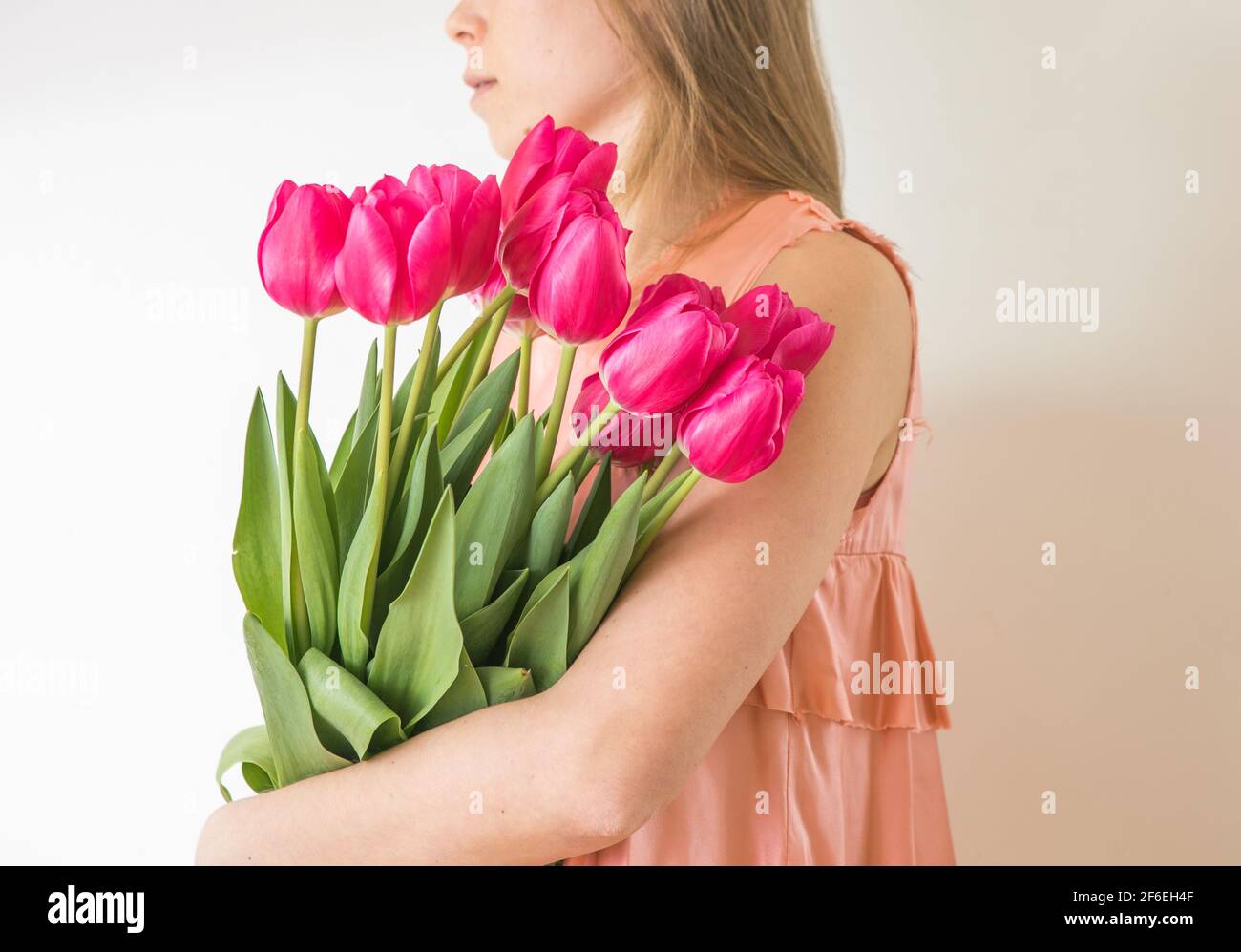 Flowers in hand best sale