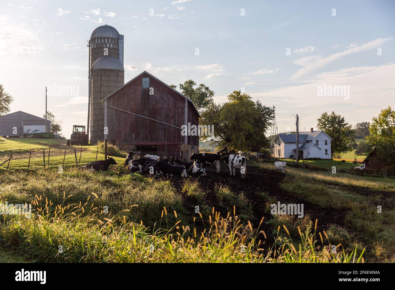 A farm in the hilly Driftless Area of Wisconsin Stock Photo Alamy