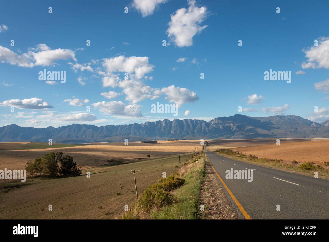 Scenic view to Riviersonderend Mountains and landscape at Overberg district, South Africa against sky Stock Photo