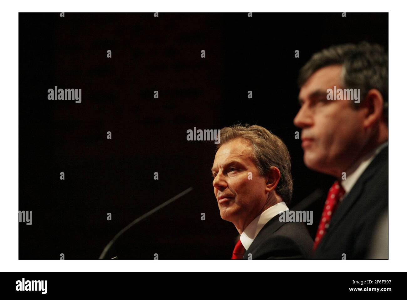 Tony blair cabinet launch manifesto Cut Out Stock Images & Pictures - Alamy