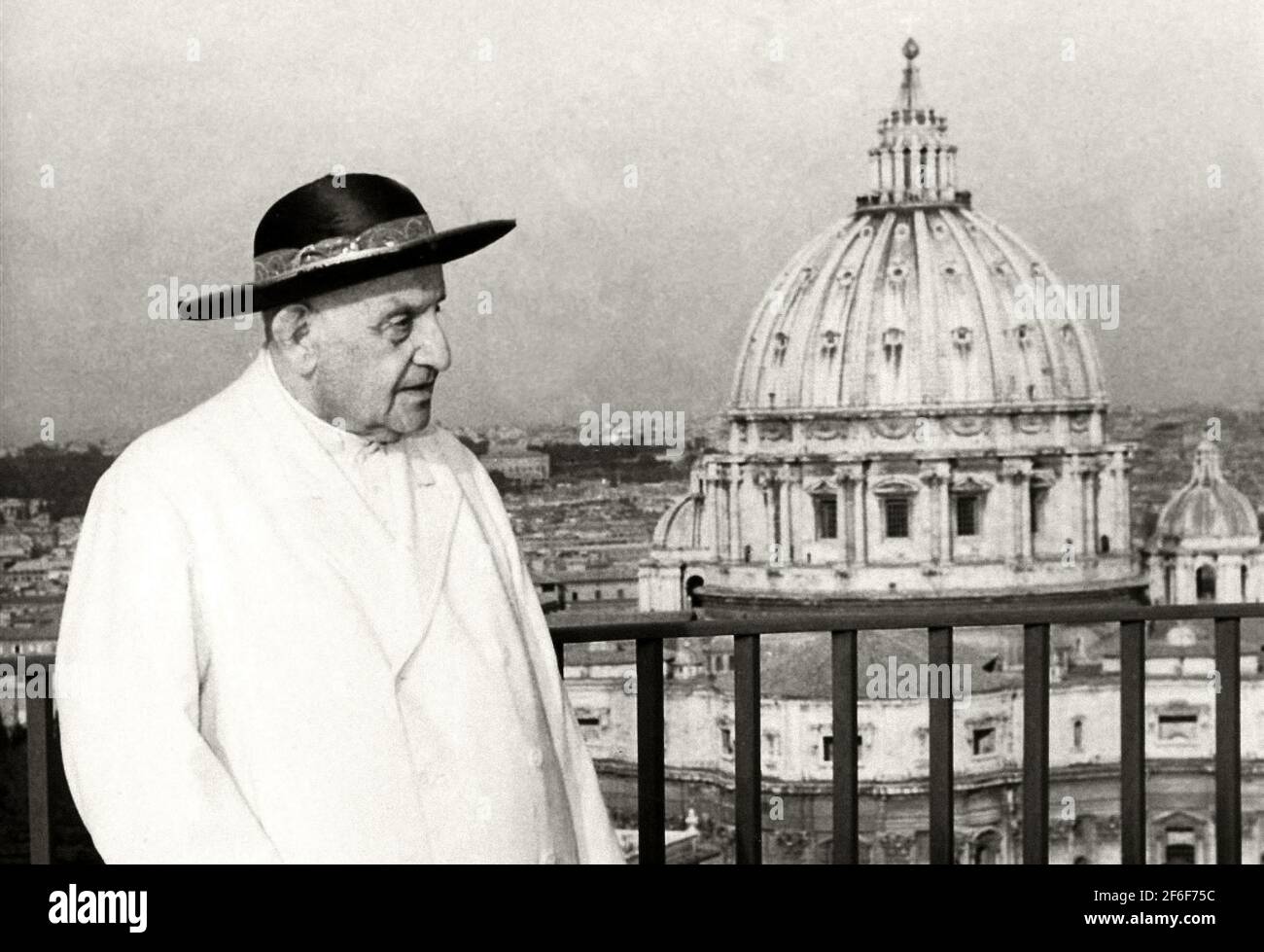 Pope John XXIII in front to Cupolone of St Peter's basilica Stock Photo