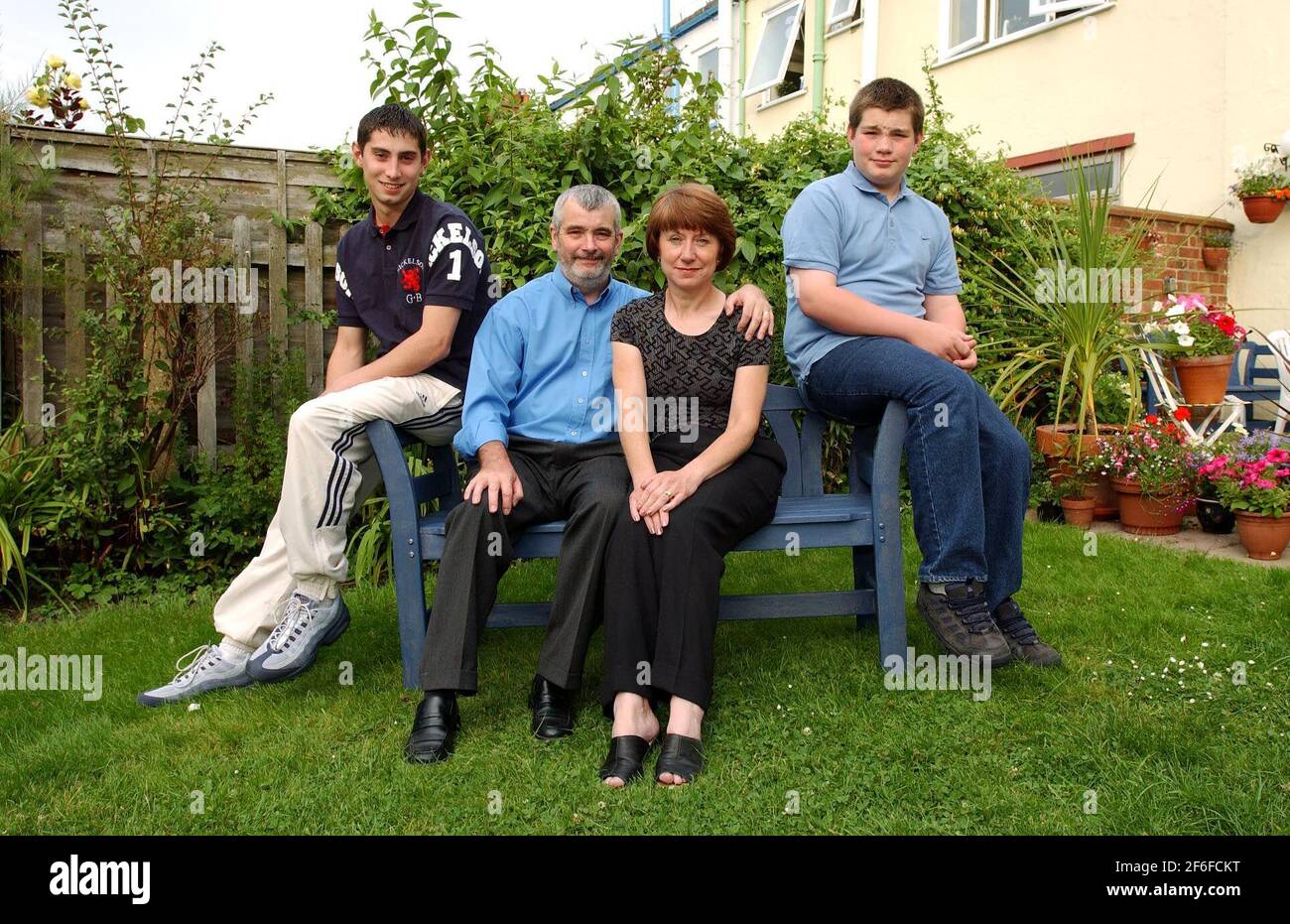 Jan Williams with her Husband David and two boys Simon (left) and Martin (right).24 July 2002 photo Andy Paradise Stock Photo