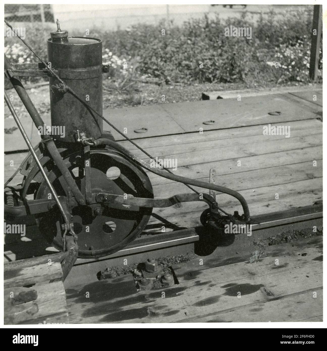 Rail lubrication from trampdressin Stock Photo Alamy