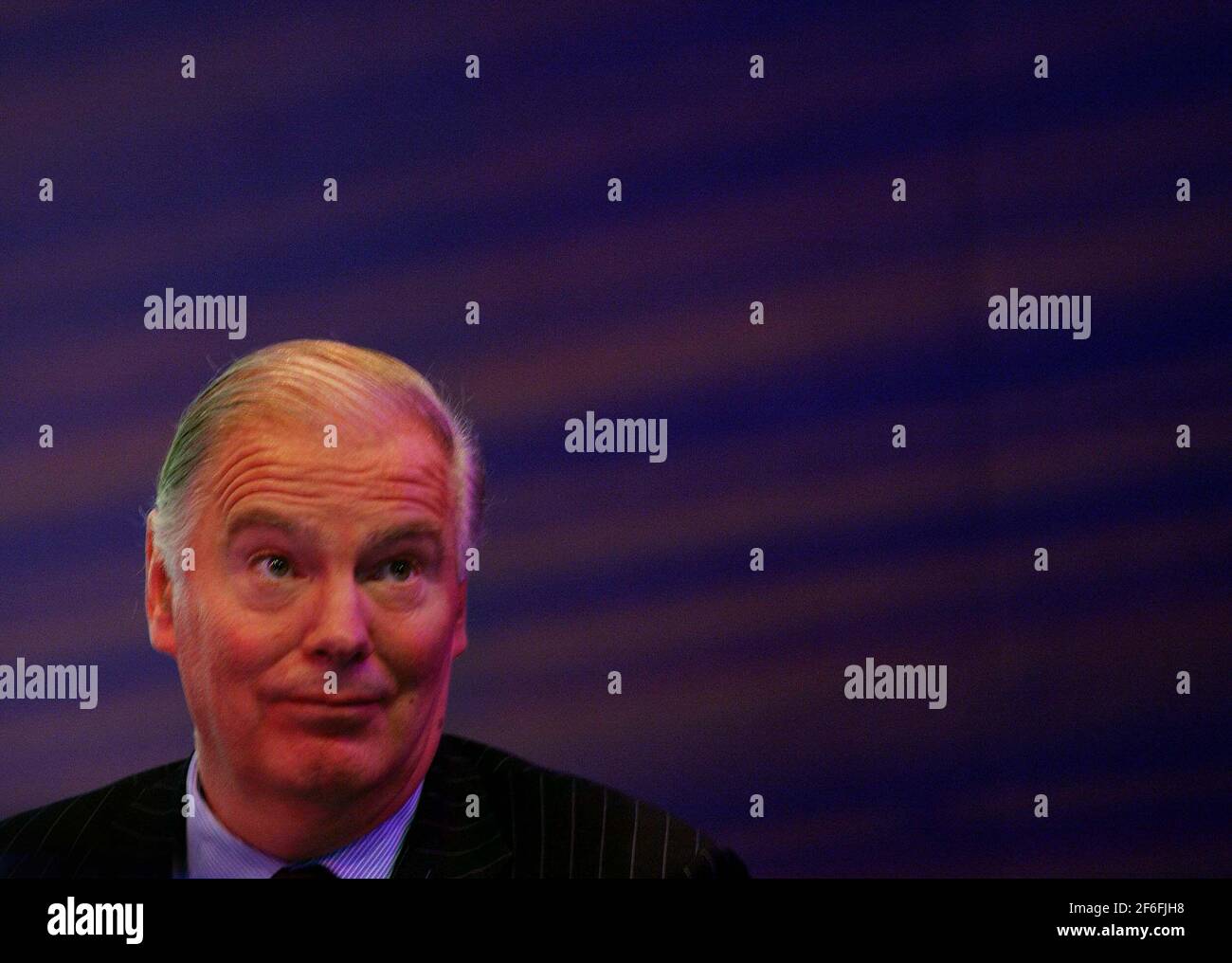 SIR IAIN VALLANCE AT THE CBI IN BIRMINGHAM. 5/11/01 PILSTON Stock Photo