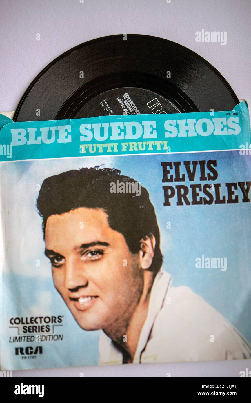 Seven inch vinyl picture cover version of the hit single Blue Suede Shoes by Elvis Presley Stock Photo