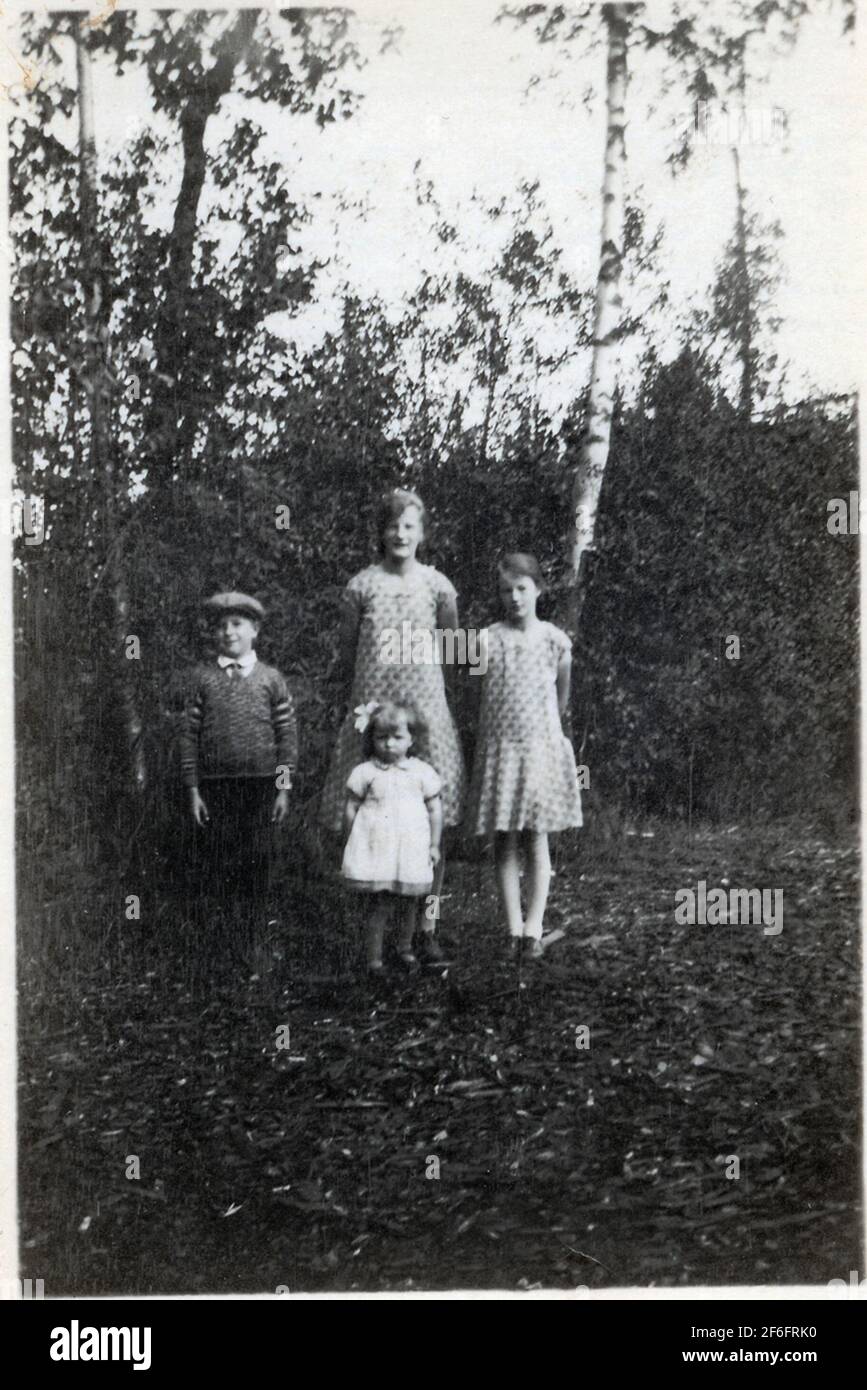 Siri Andersson and Ingeborg Andersson along with two younger children ...